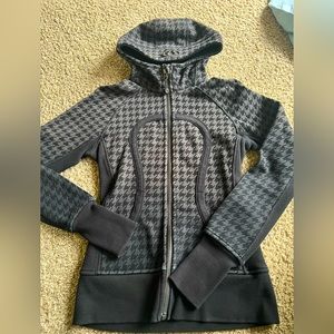 LULULEMON scuba hoodie.